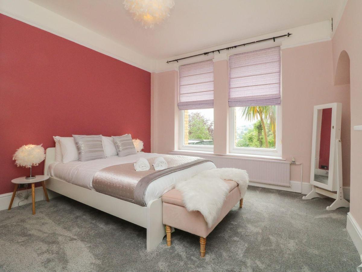 Westwell Hall Guest Accommodation, Bed & Breakfast, Luxury Rooms Ilfracombe Exterior foto